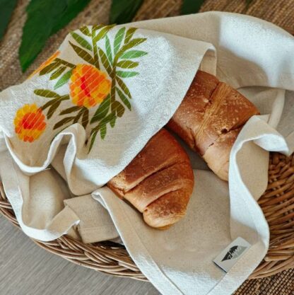 White base: Parijat collection Napkin (Set of 4) - Image 5